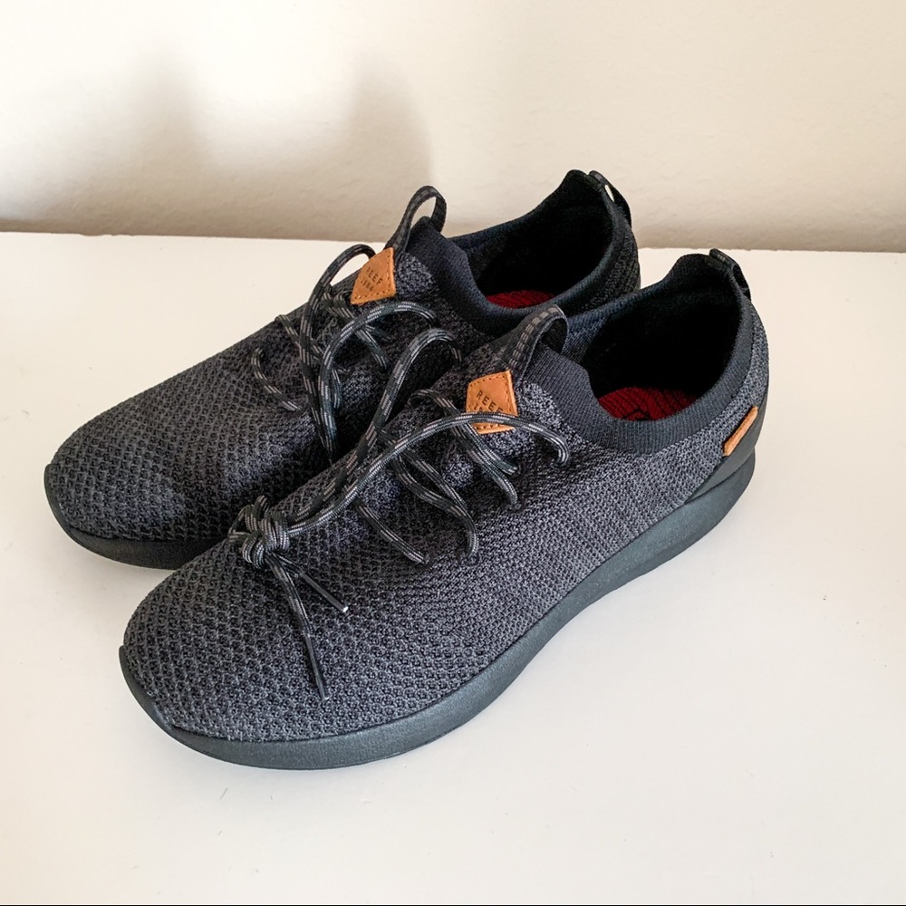 Reef Cruiser Knit Men’s Size 9